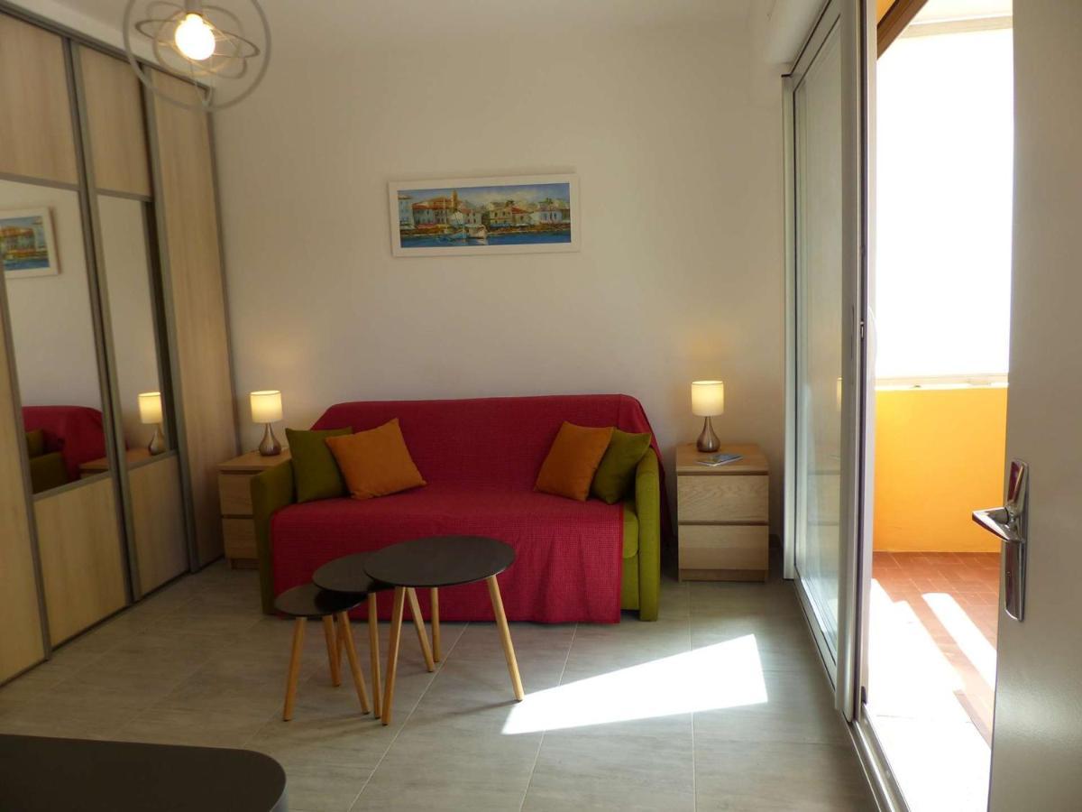 Charmant Studio Climatise Avec Balcon A 50M De La Plage - Le Lavandou Centre-Ville - Fr-1-308-110 Exterior foto